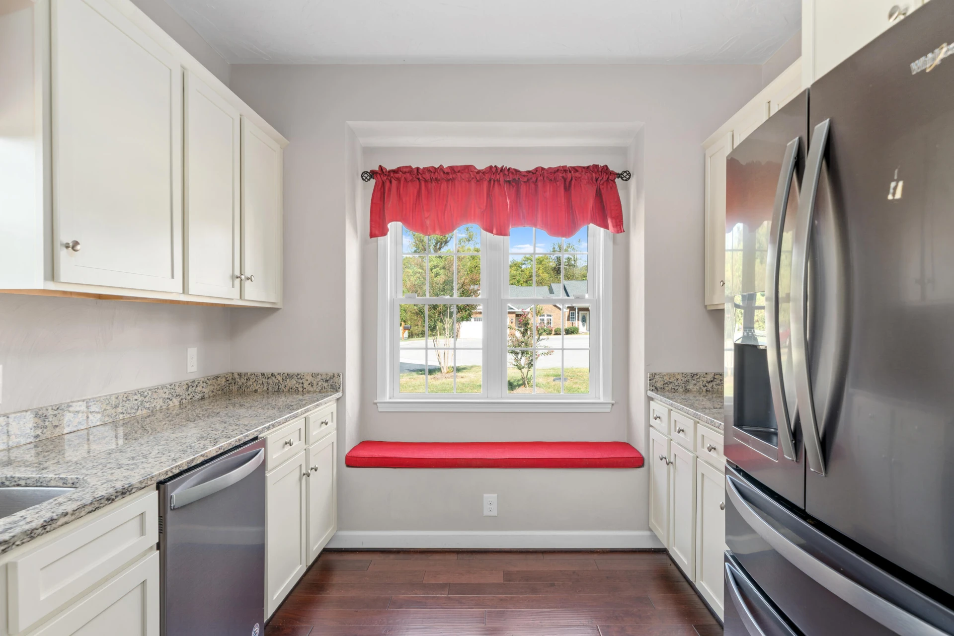 45 Brookfield CT - Photo 4