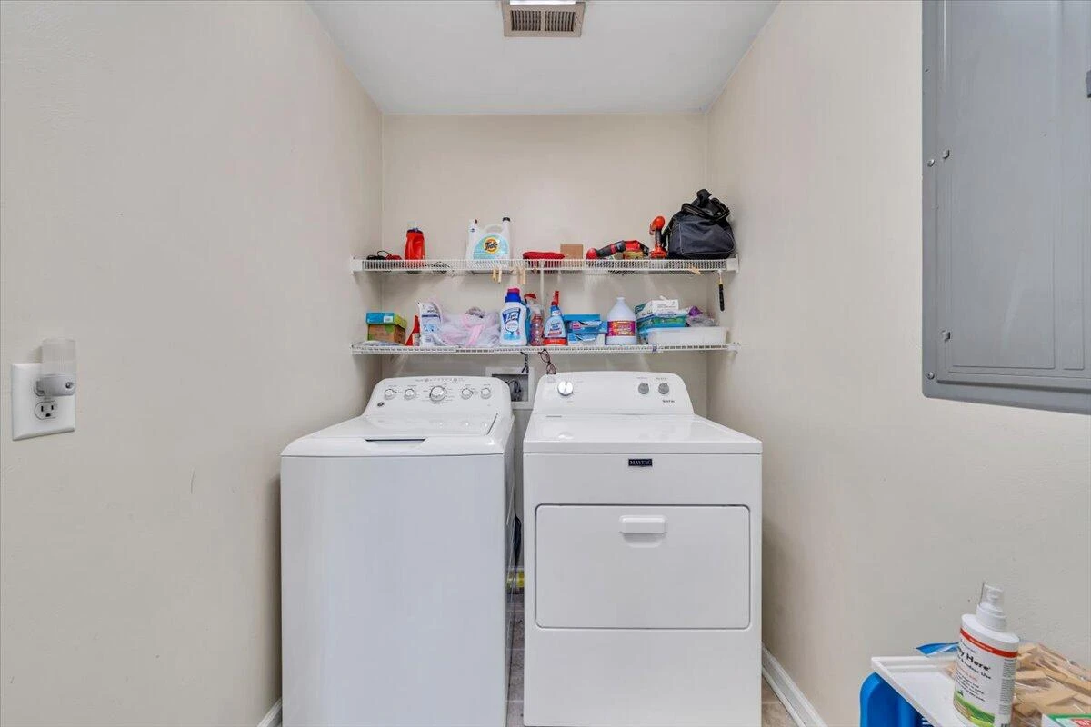 68 Penn AVE - Photo 15