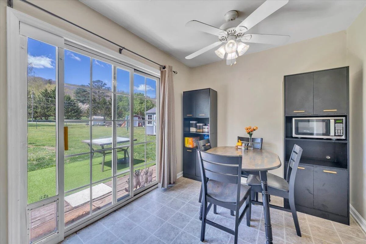 68 Penn AVE - Photo 9