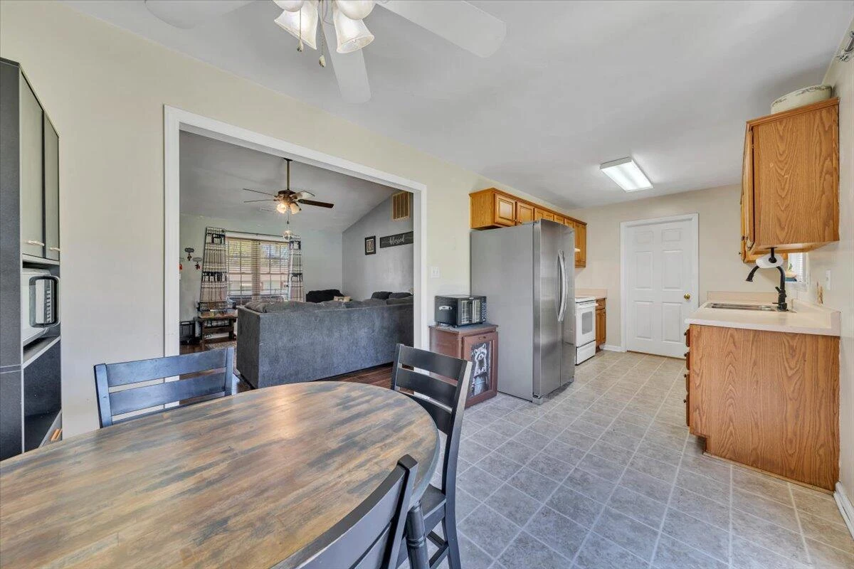 68 Penn AVE - Photo 10