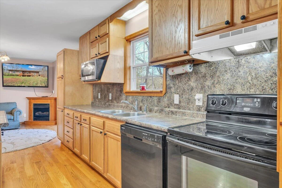 330 Chestnut Forest DR - Photo 12
