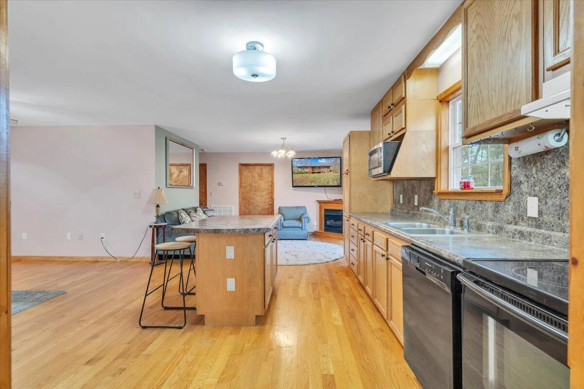 330 Chestnut Forest DR - Photo 17