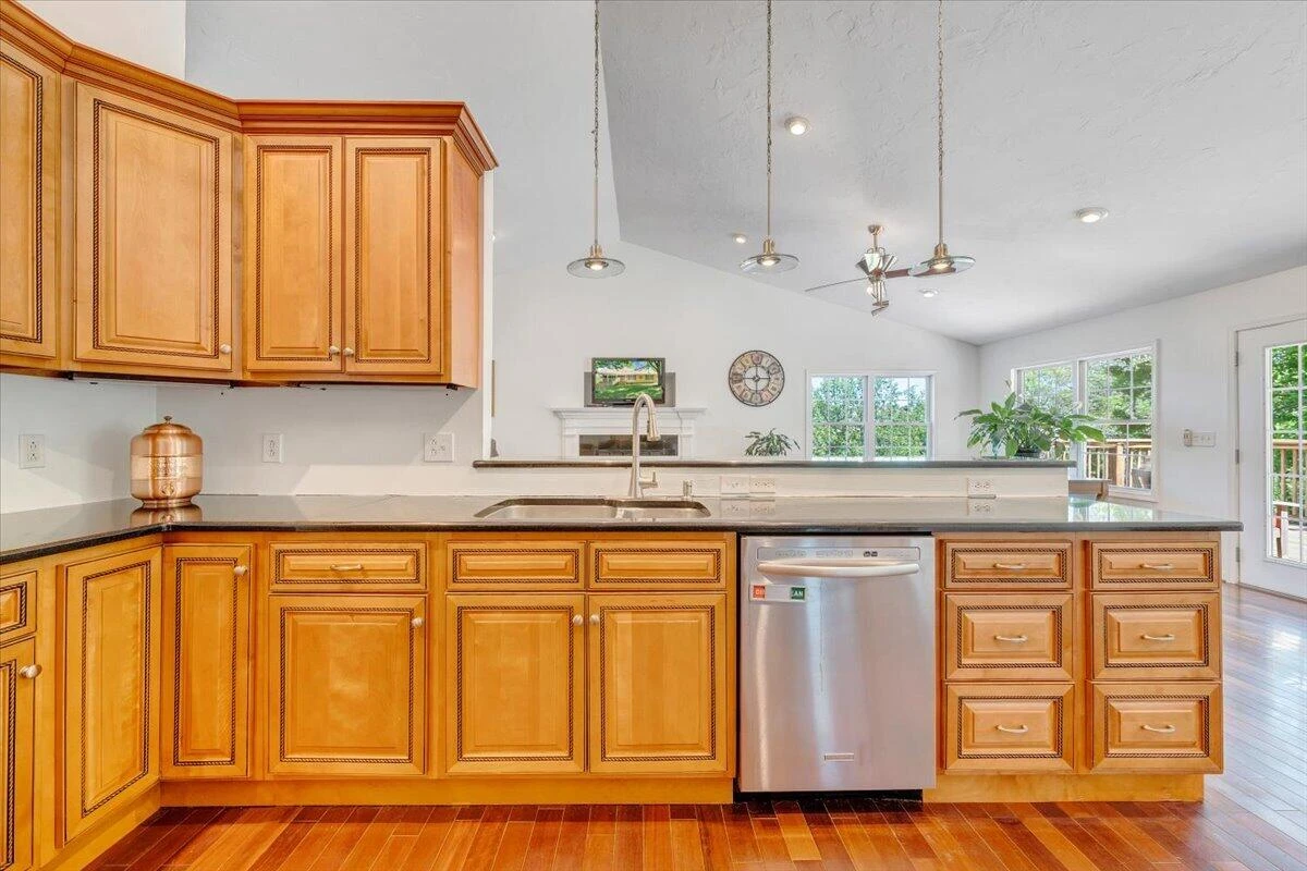 106 Diamond RD - Photo 11