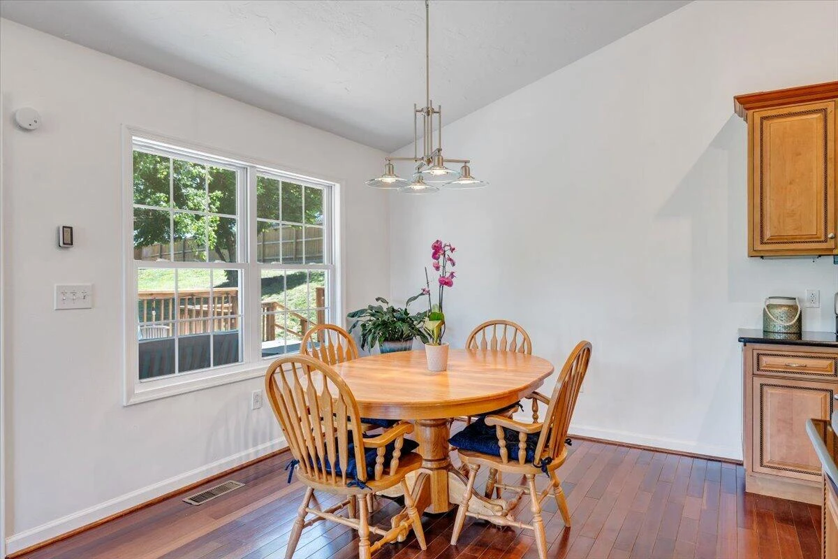 106 Diamond RD - Photo 15