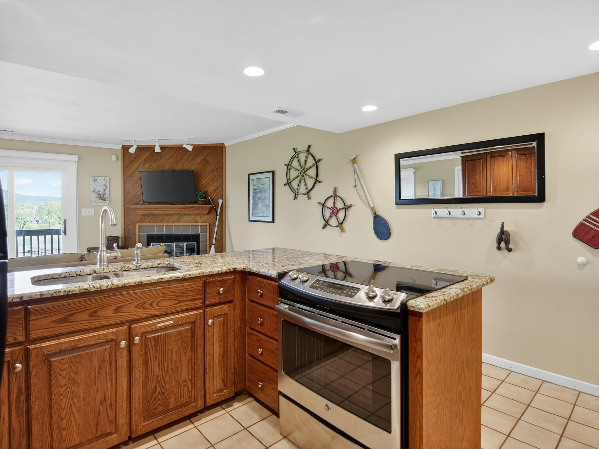 110 Sailors Cove DR #UNIT 1314 - Photo 10