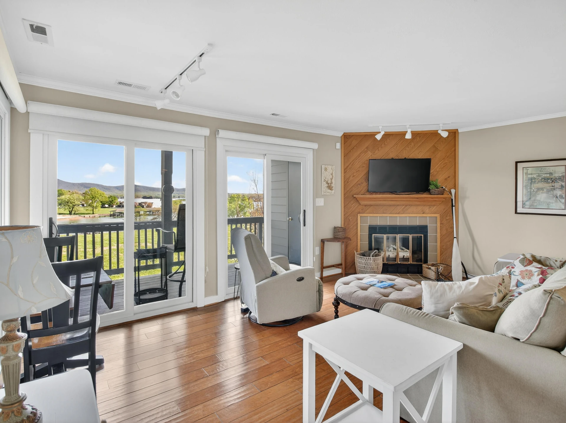 110 Sailors Cove DR #UNIT 1314 - Photo 4