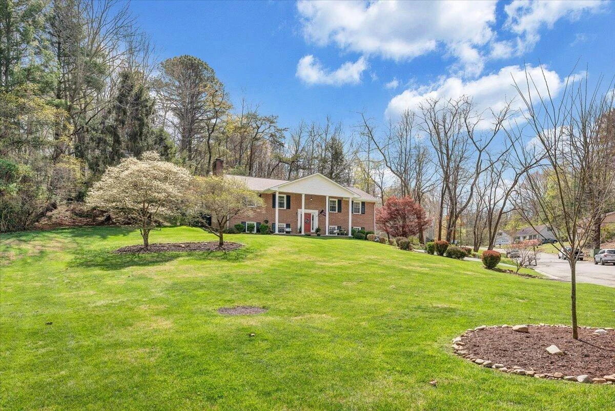 3 Pineview DR - Photo 34