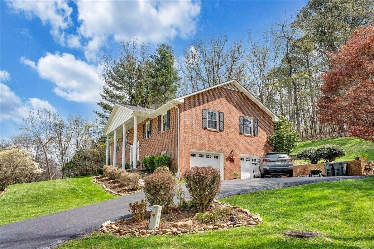 3 Pineview DR - Photo 37