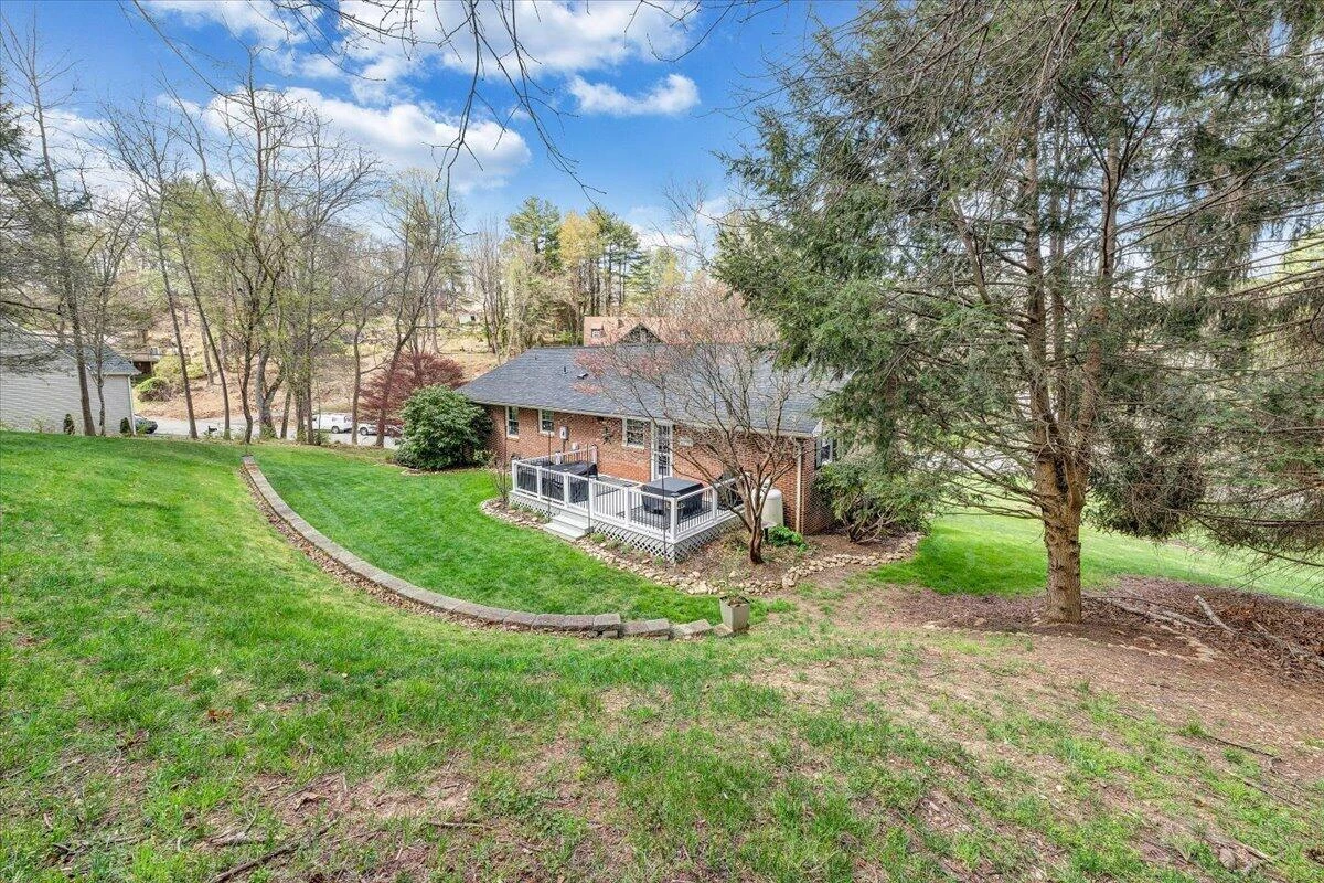 3 Pineview DR - Photo 43