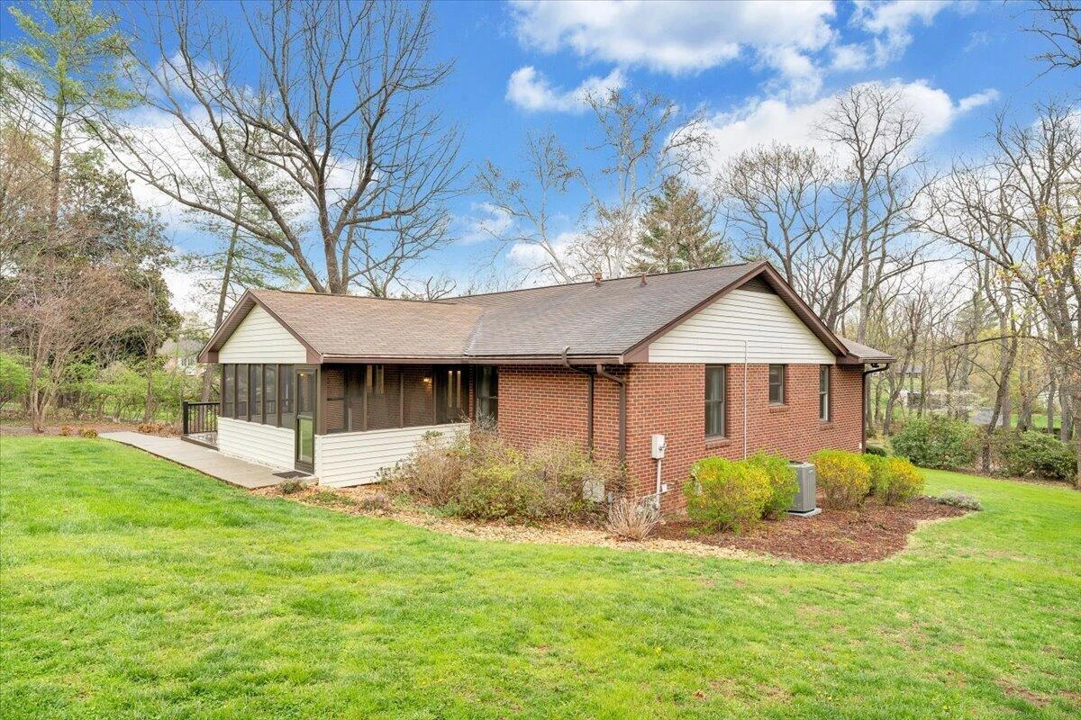 4125 Belle Aire CIR SW - Photo 81
