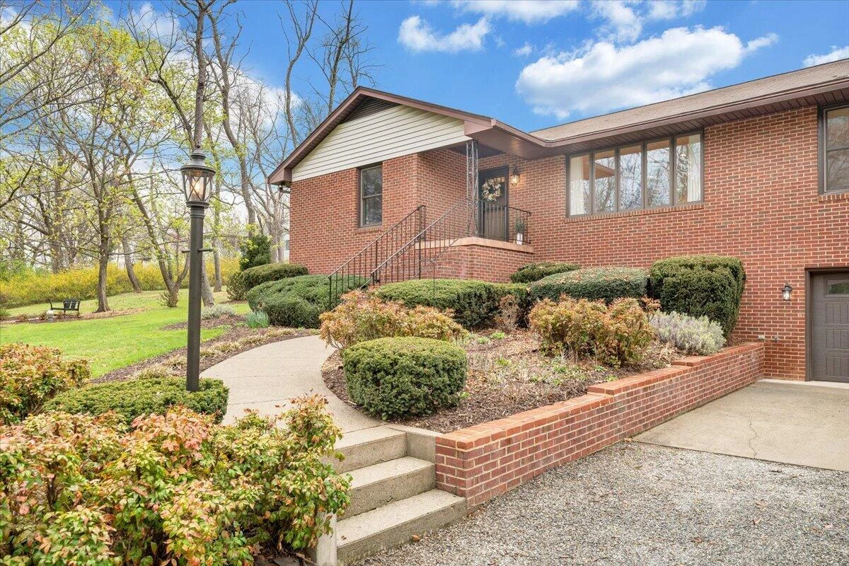 4125 Belle Aire CIR SW - Photo 13