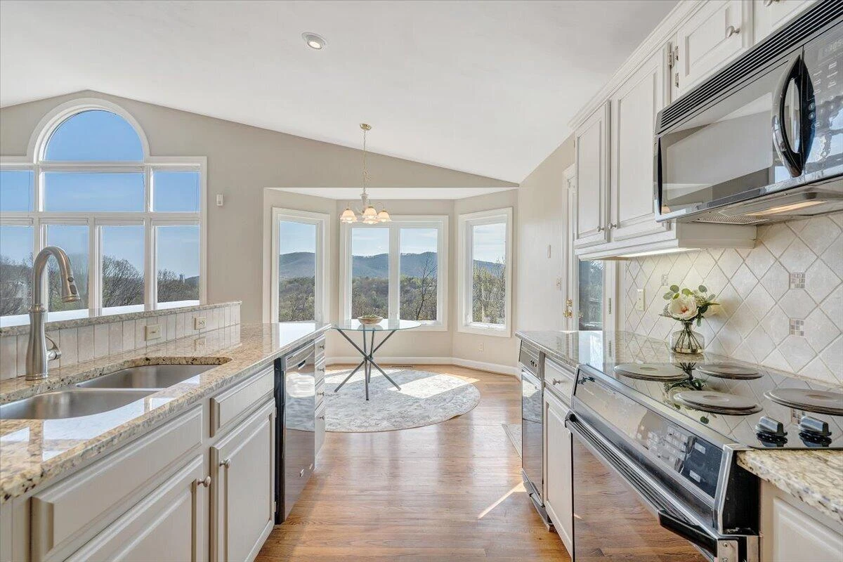 5010 Hunting Hills CIR - Photo 32