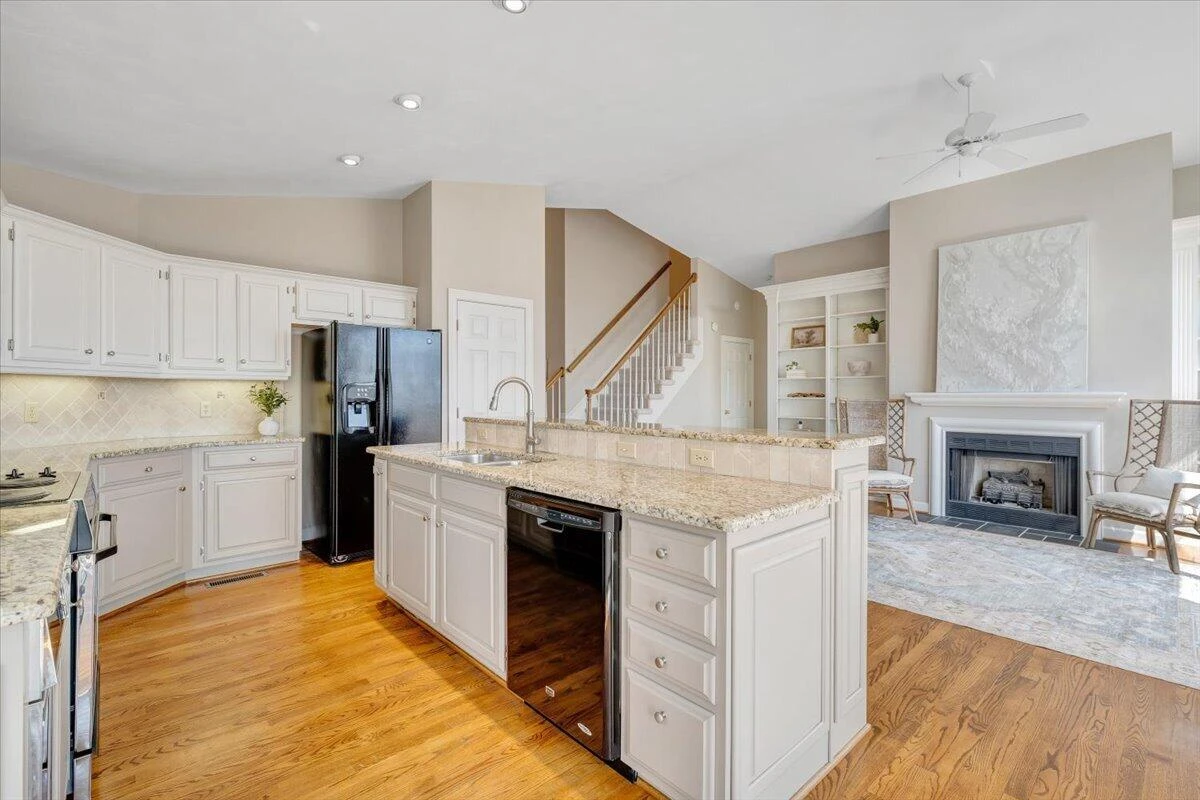 5010 Hunting Hills CIR - Photo 36