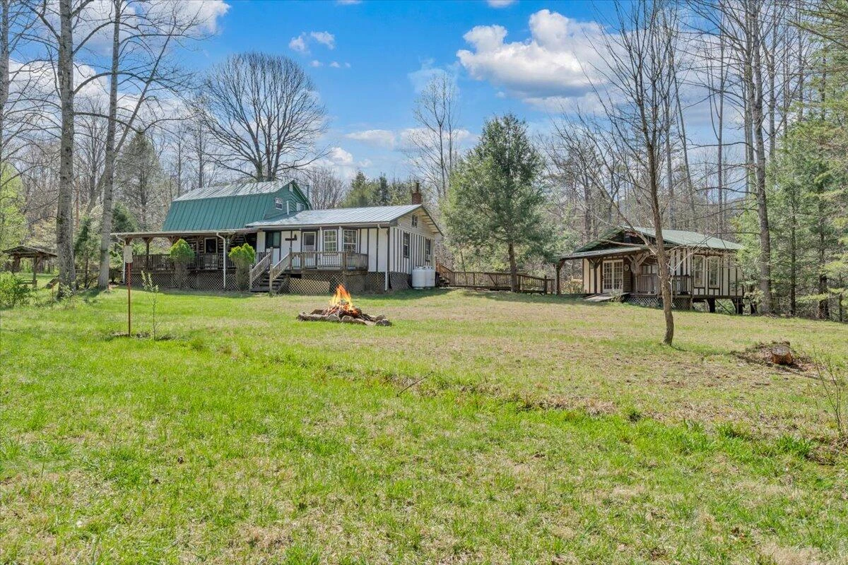 75 Johns Creek RD