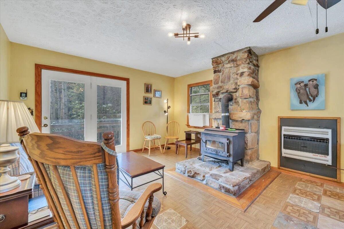 75 Johns Creek RD - Photo 16