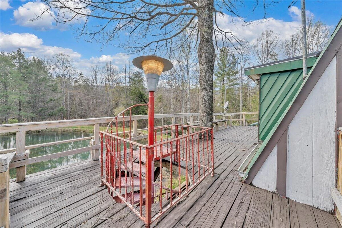 75 Johns Creek RD - Photo 38