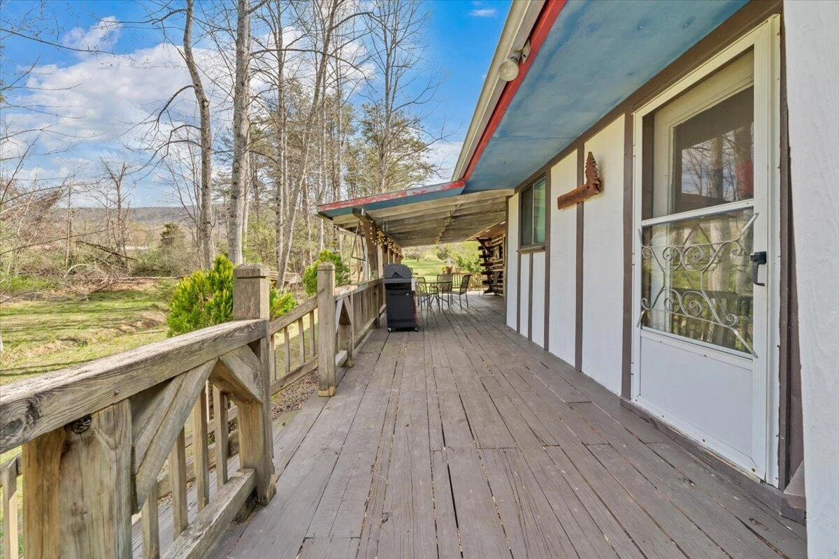 75 Johns Creek RD - Photo 4