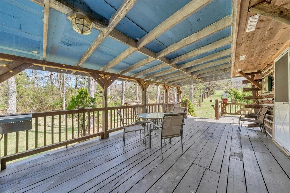 75 Johns Creek RD - Photo 7