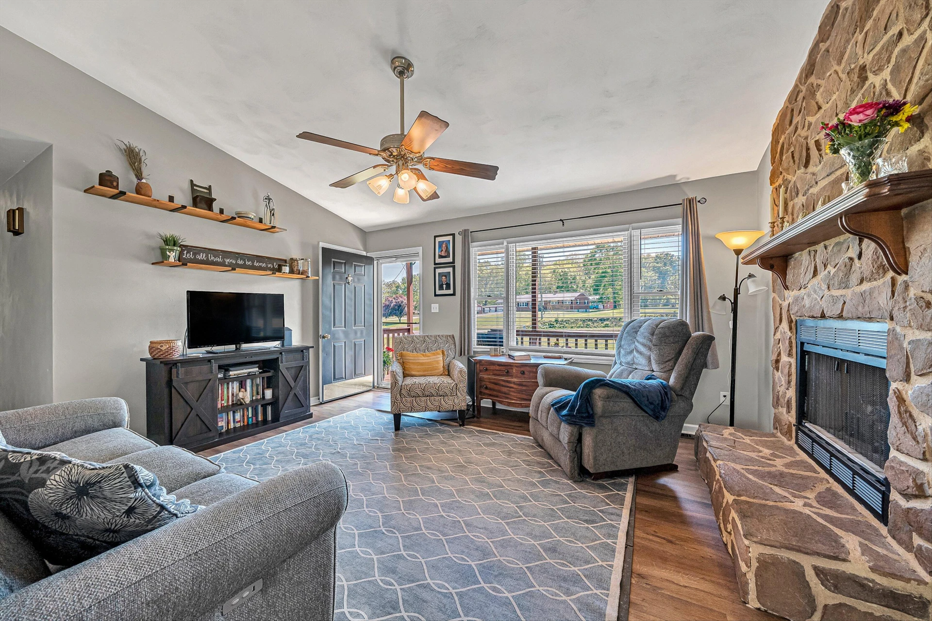 1302 Goodview RD - Photo 7