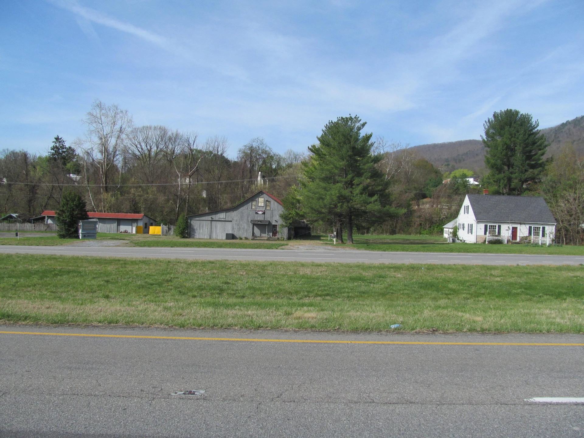 5851&5877 Cloverdale RD