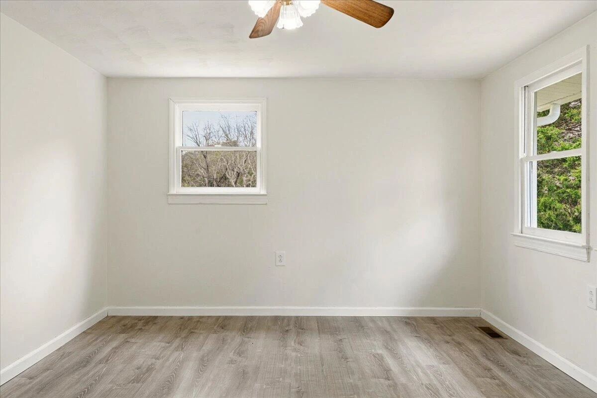 28 Scotts Hollow RD - Photo 11
