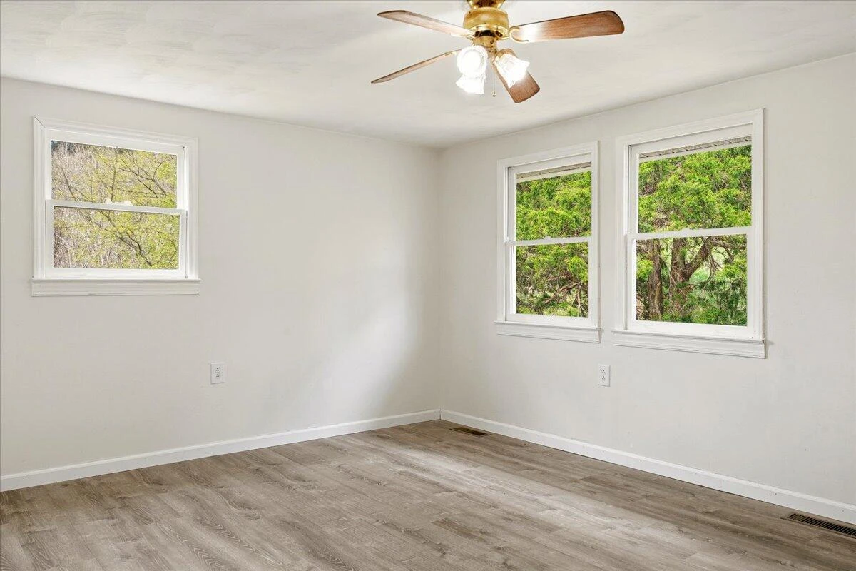 28 Scotts Hollow RD - Photo 12