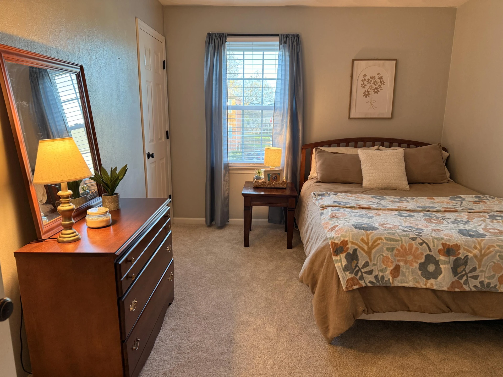 704 Joan CIR - Photo 19