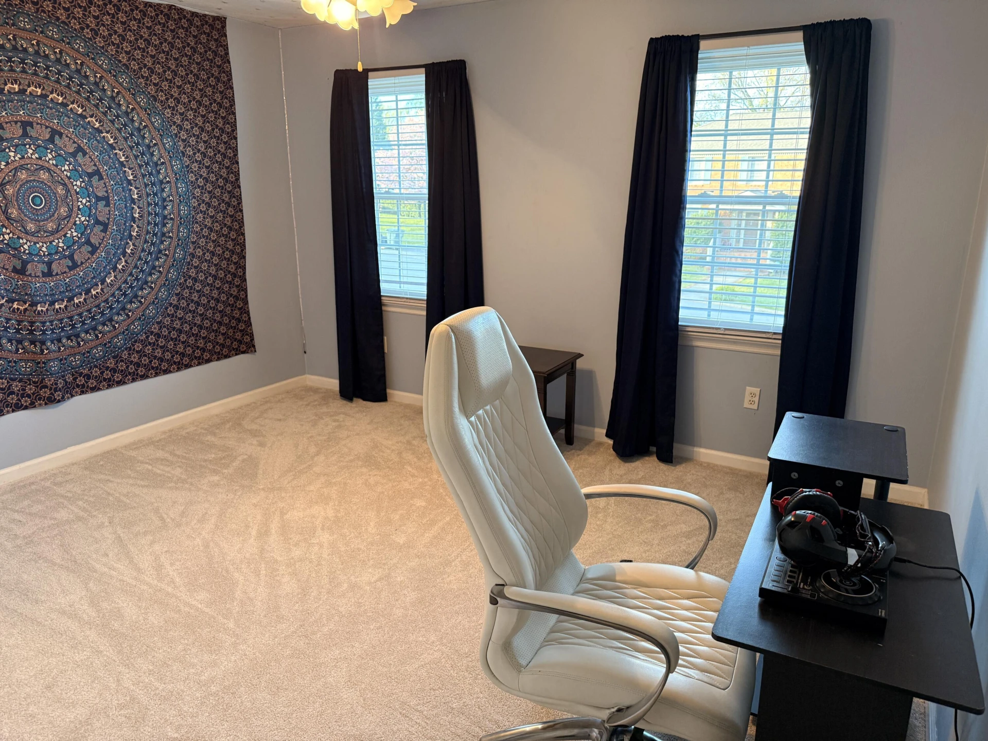 704 Joan CIR - Photo 21