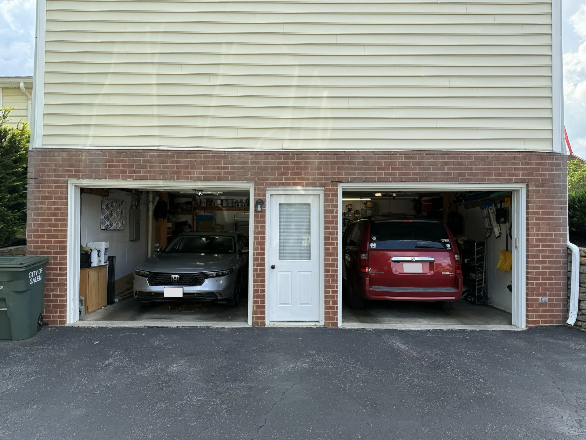 704 Joan CIR - Photo 36