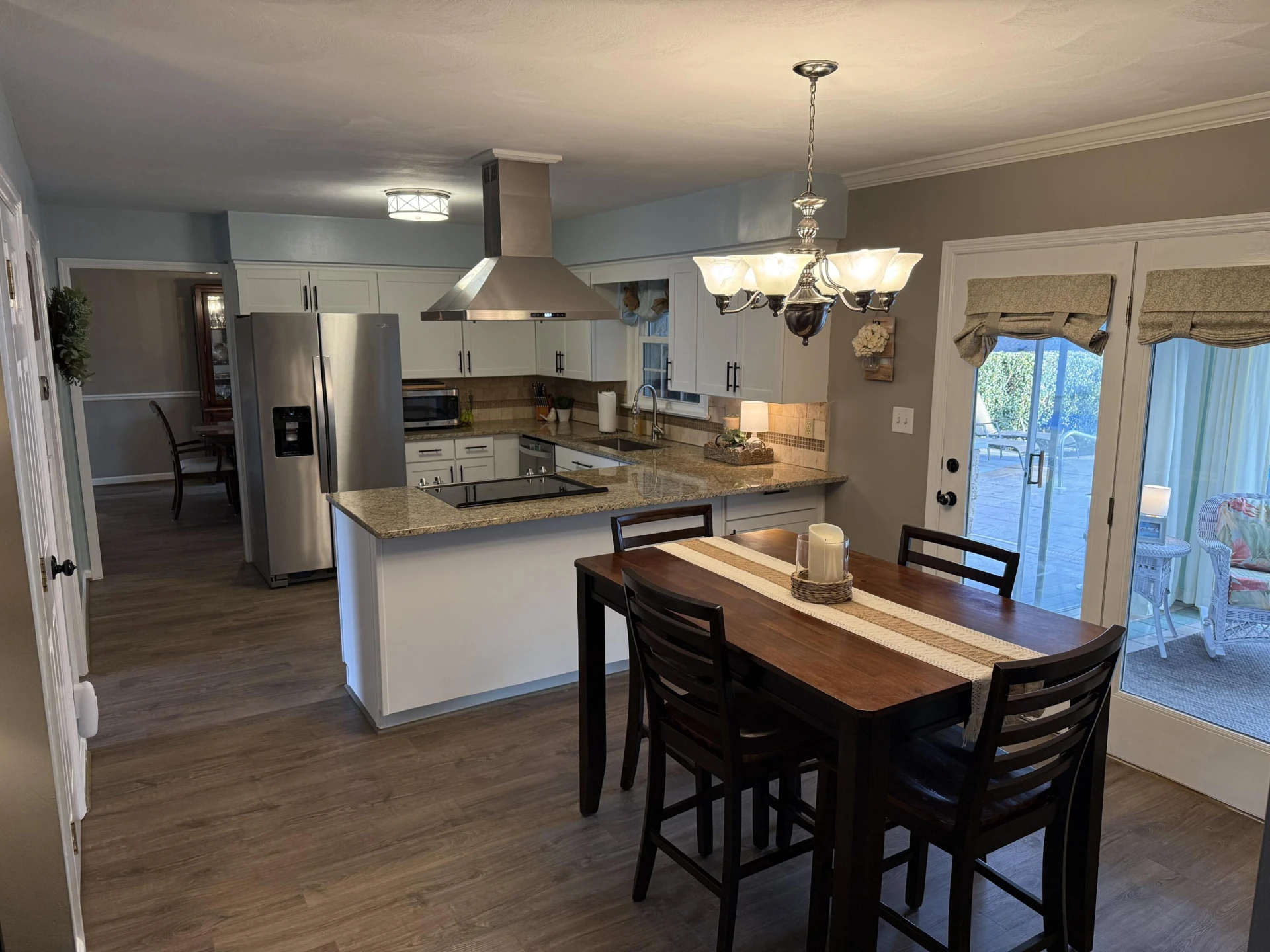 704 Joan CIR - Photo 6