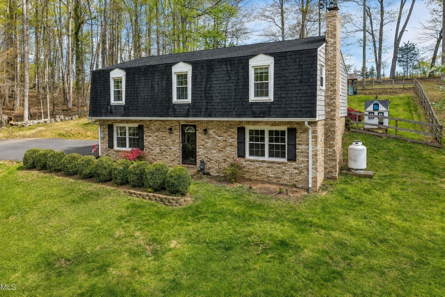 1764 Hidden Forest DR - Photo 2