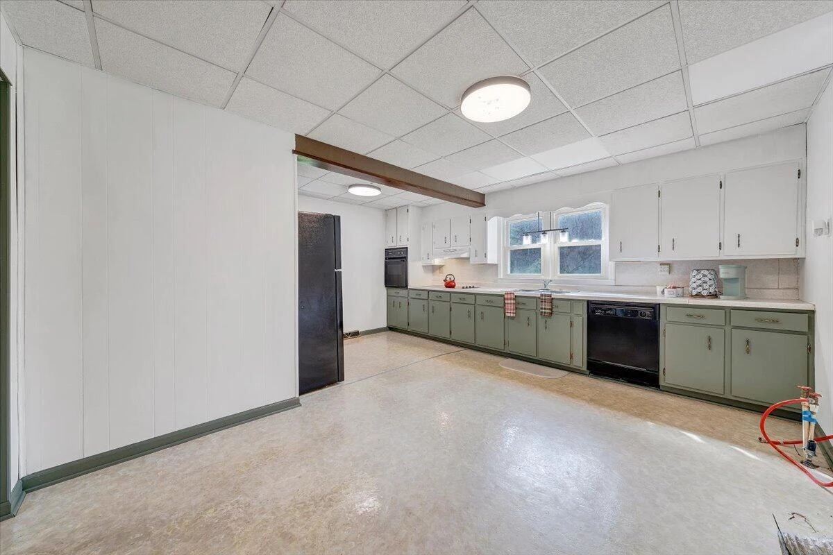 2827 Max Creek RD - Photo 18