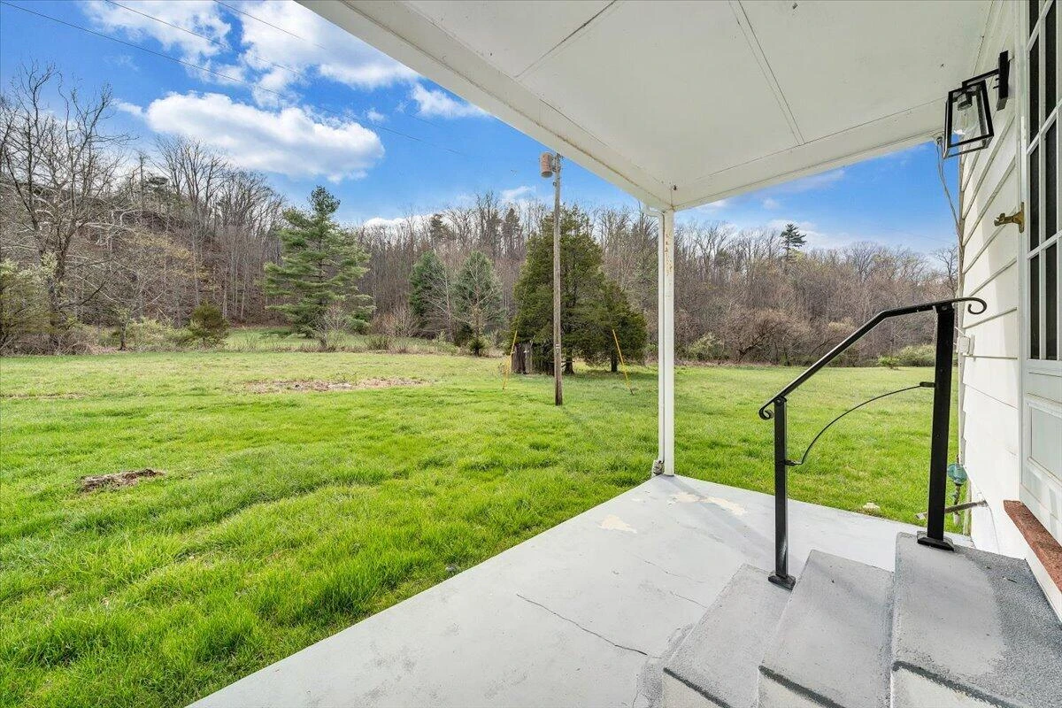2827 Max Creek RD - Photo 39