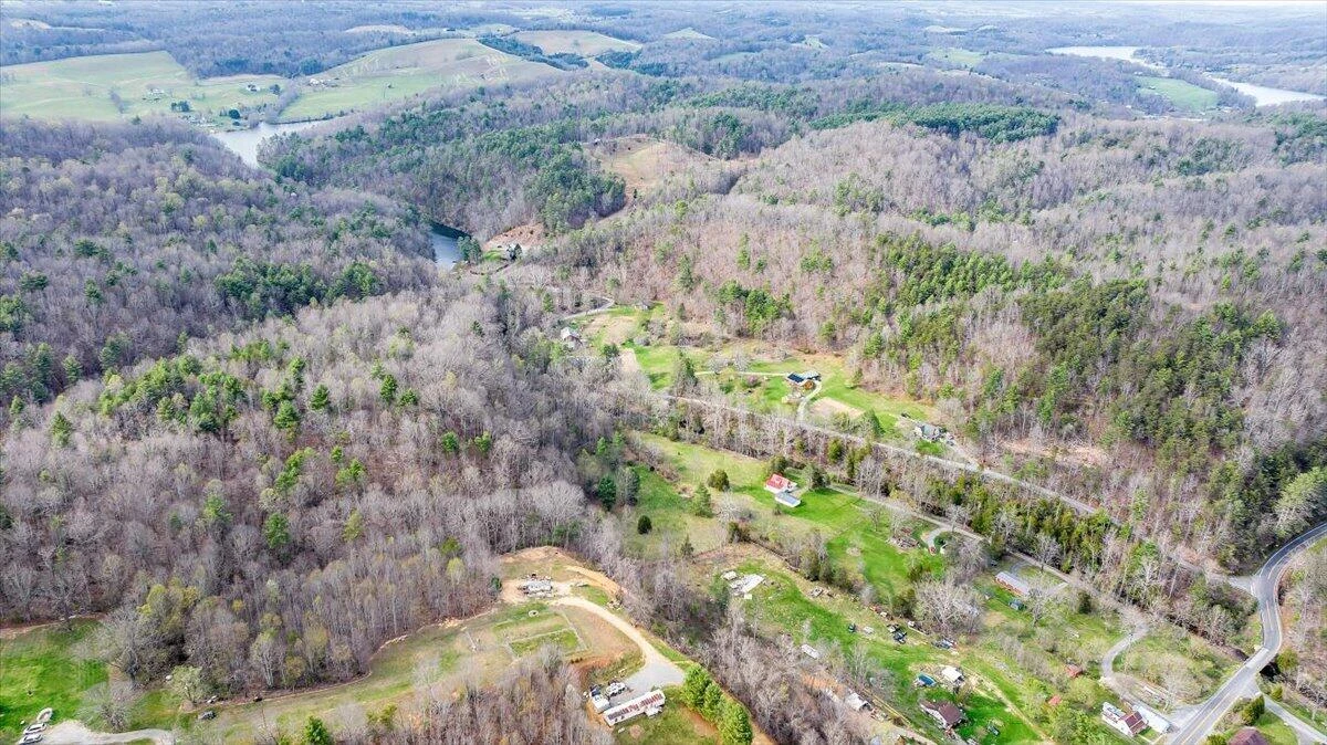 2827 Max Creek RD - Photo 54