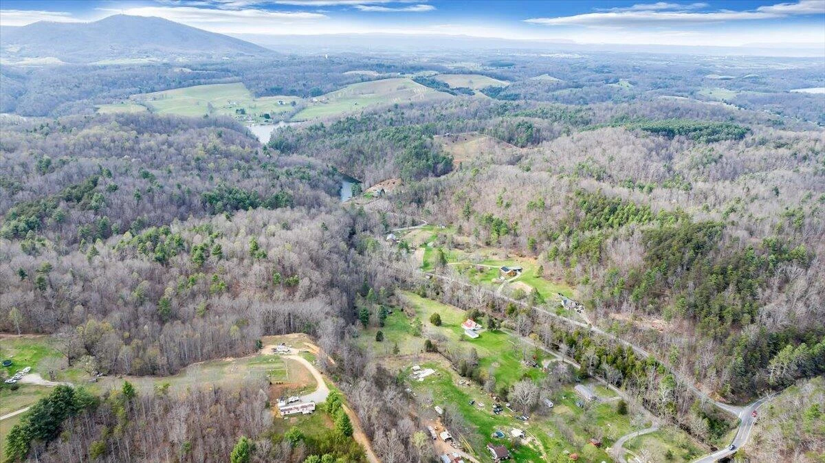 2827 Max Creek RD - Photo 56