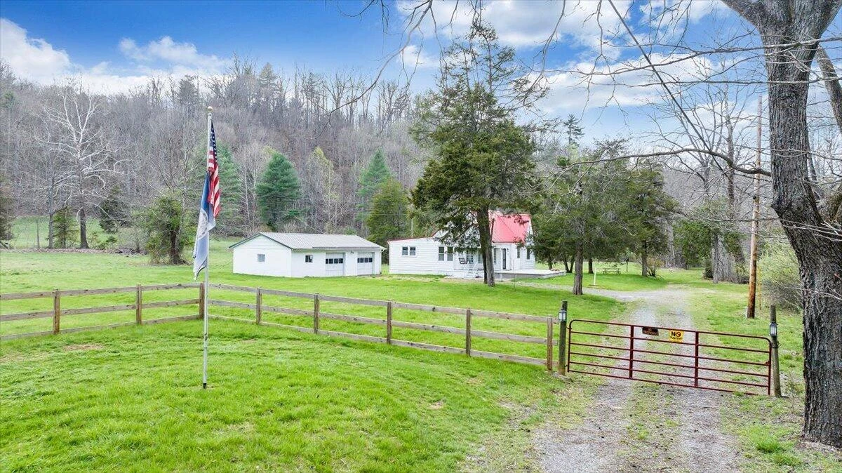 2827 Max Creek RD - Photo 73