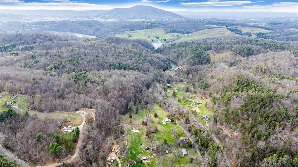 2827 Max Creek RD - Photo 81