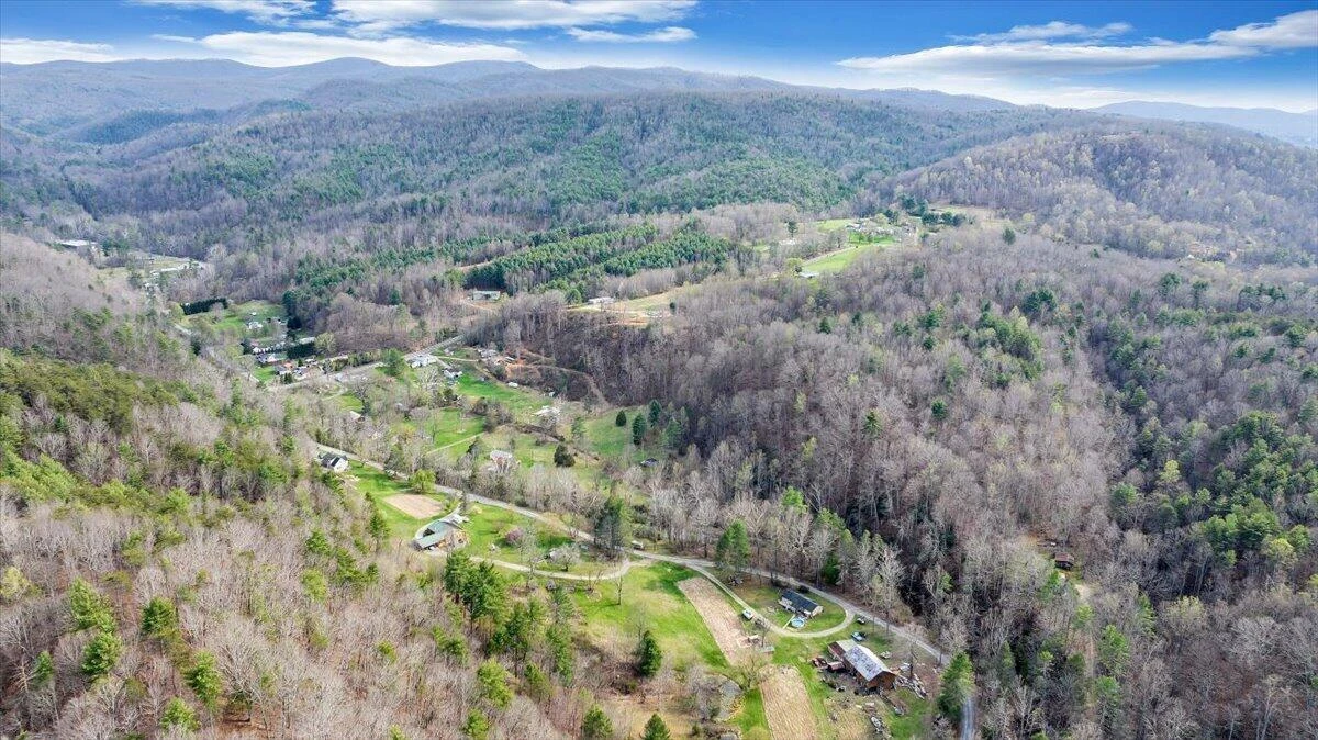2827 Max Creek RD - Photo 86