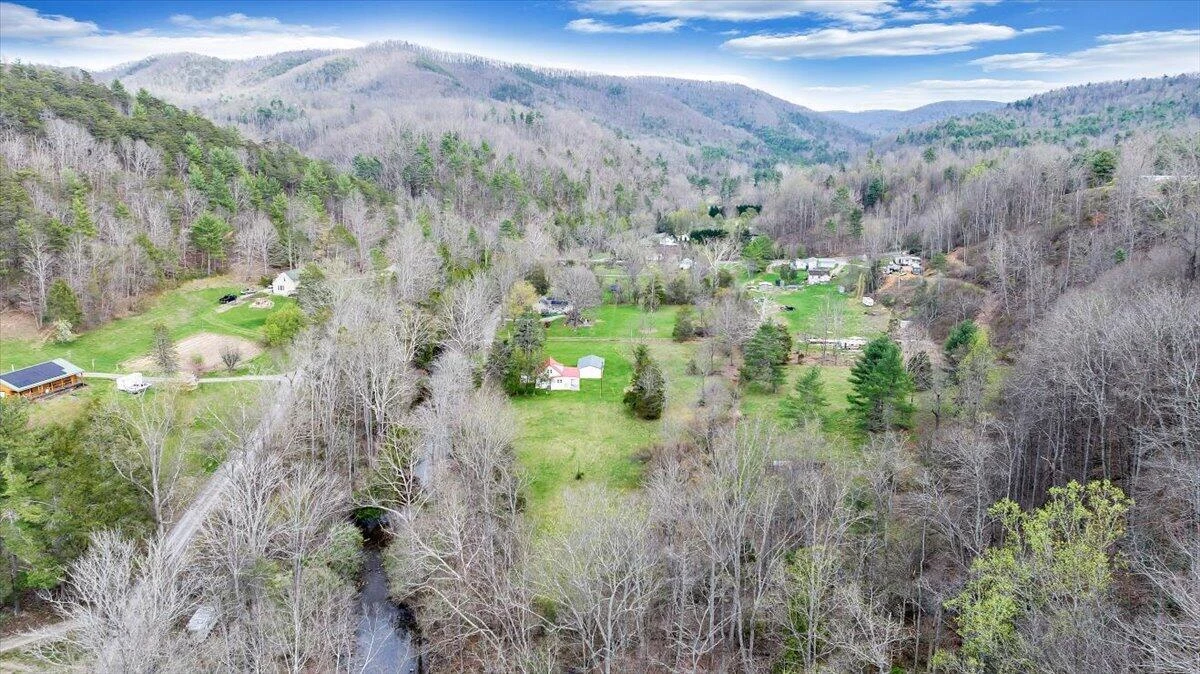 2827 Max Creek RD - Photo 90