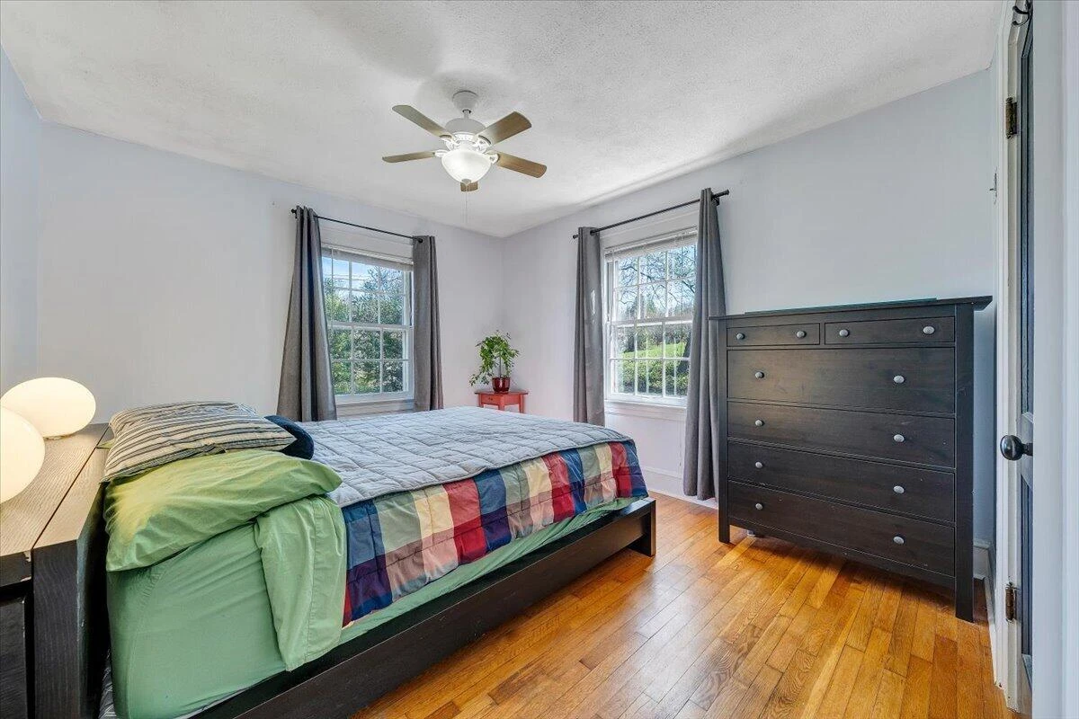 5329 Eden AVE - Photo 14