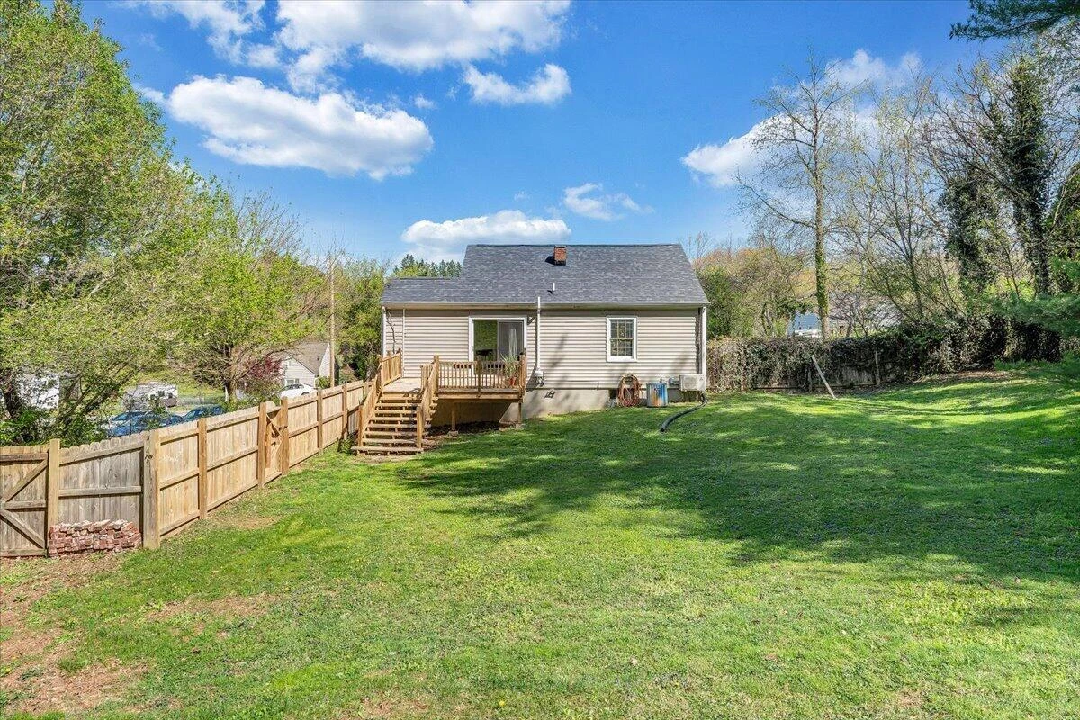 5329 Eden AVE - Photo 27