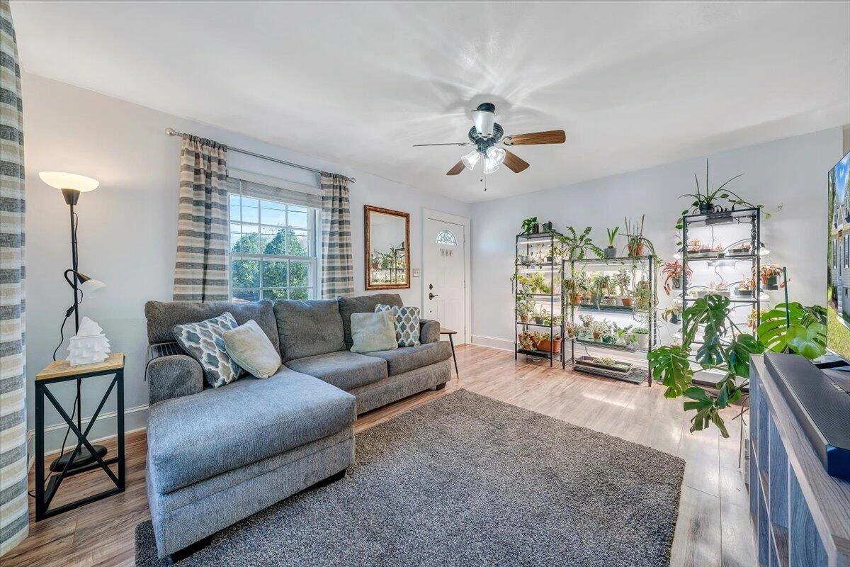 5329 Eden AVE - Photo 5