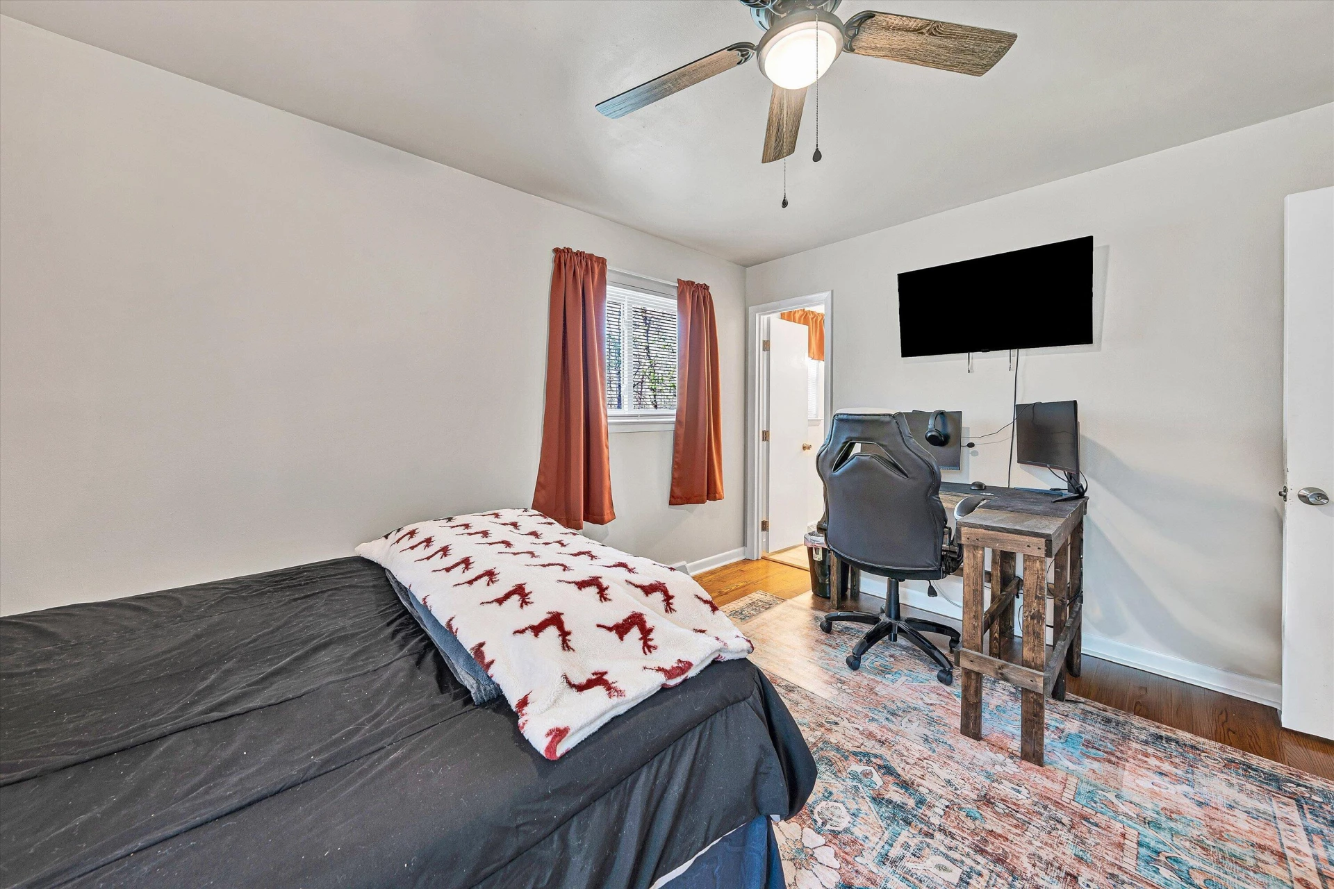 2972 Tree Swallow RD - Photo 16