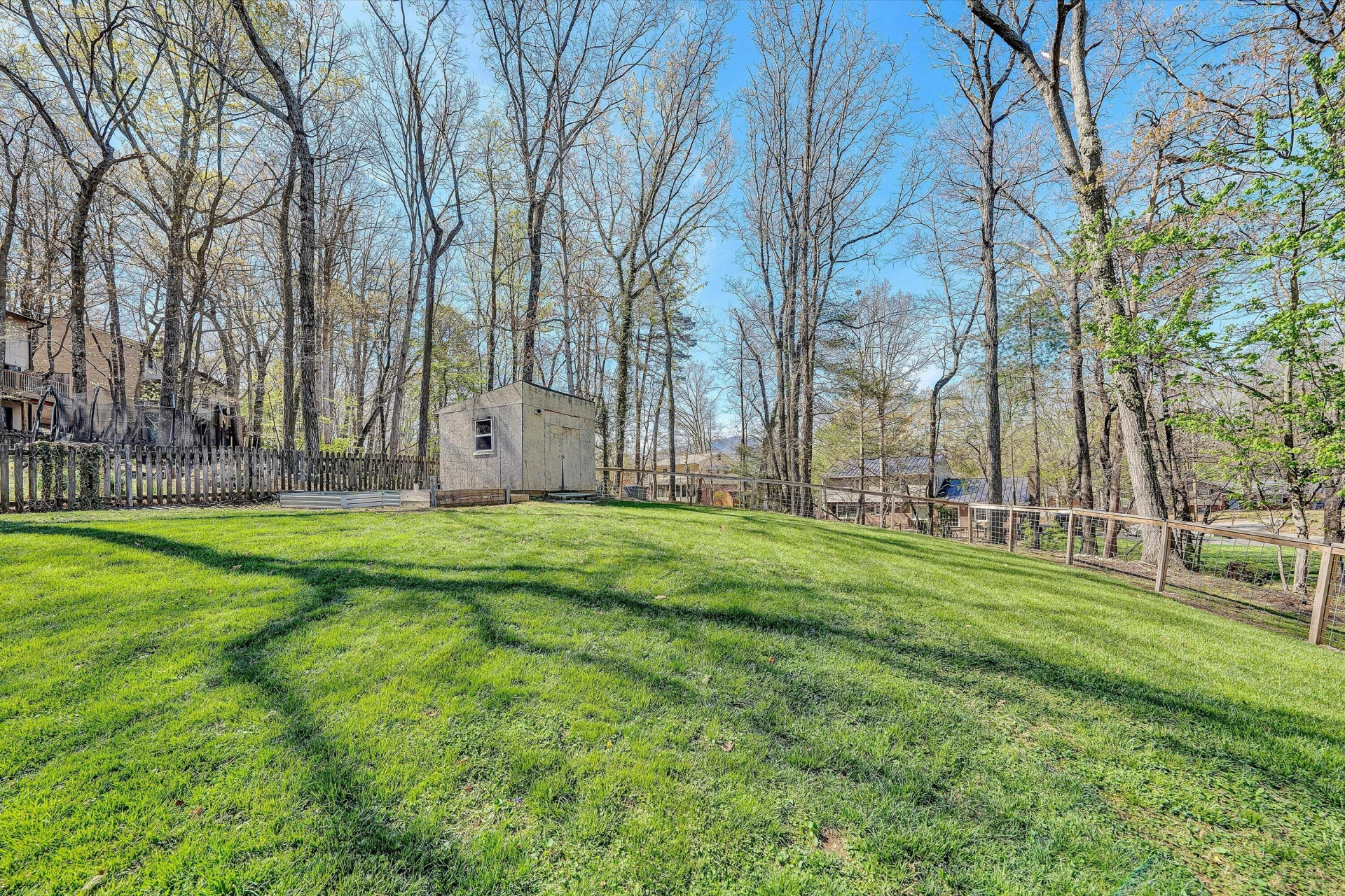 2972 Tree Swallow RD - Photo 30