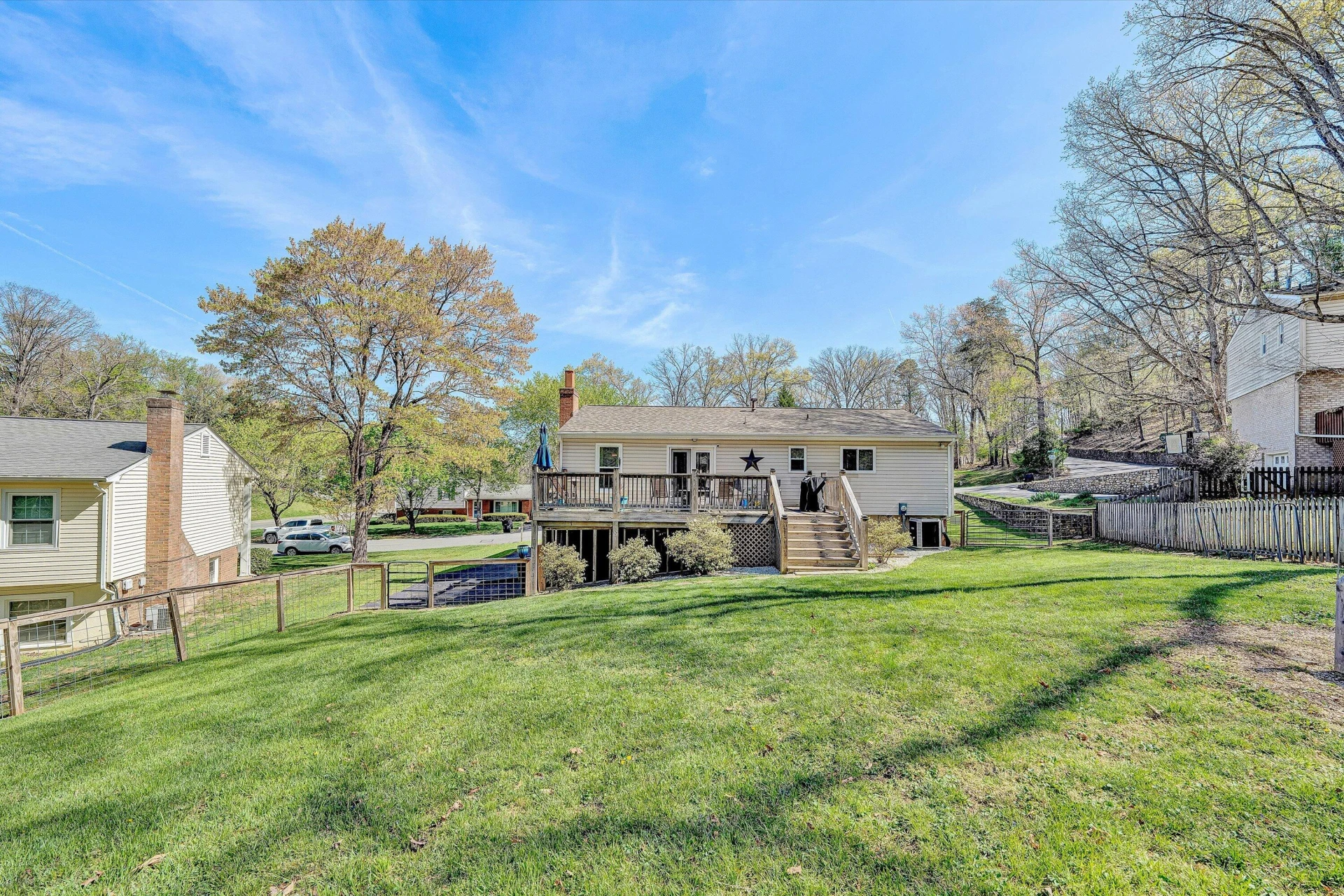 2972 Tree Swallow RD - Photo 33