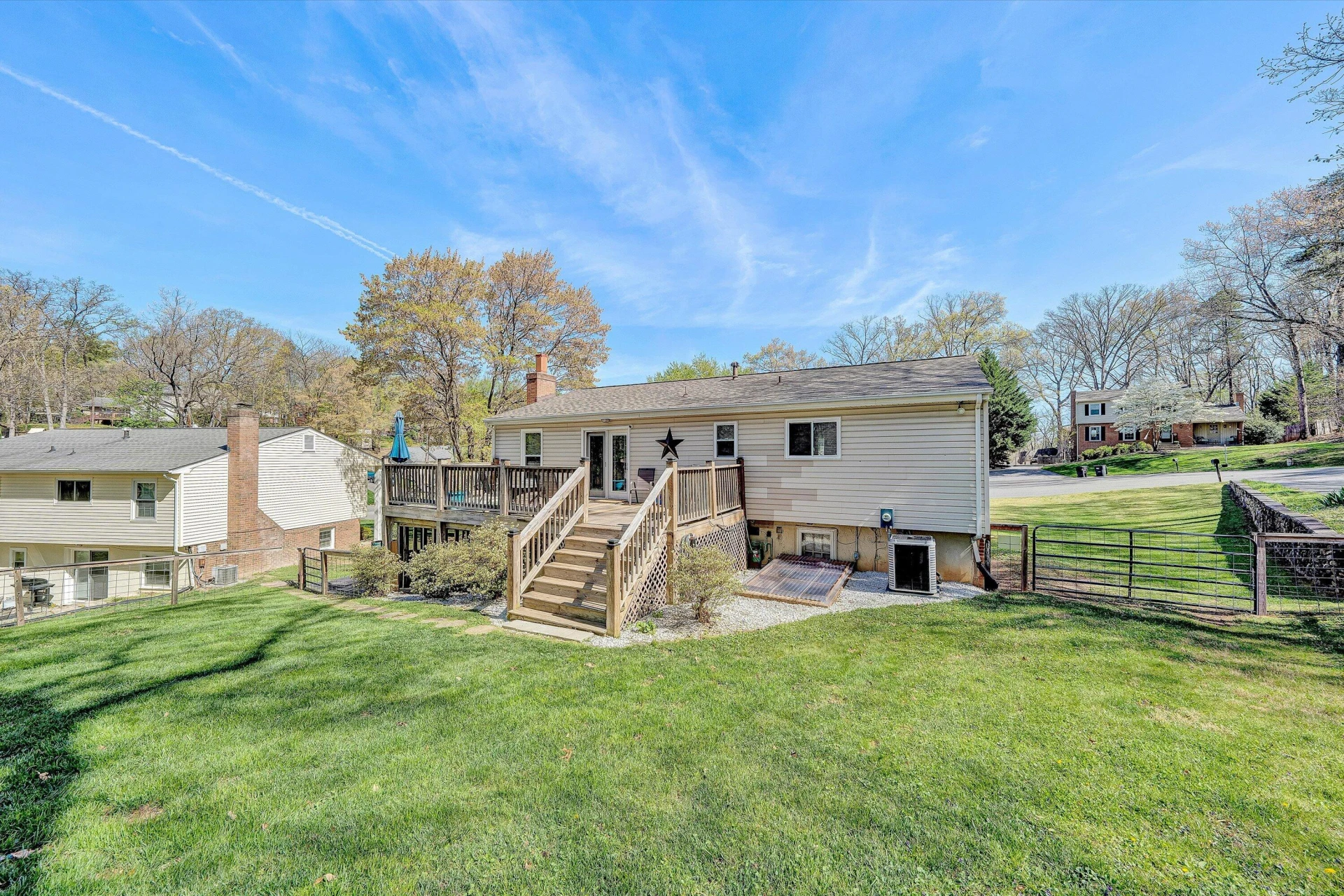 2972 Tree Swallow RD - Photo 34