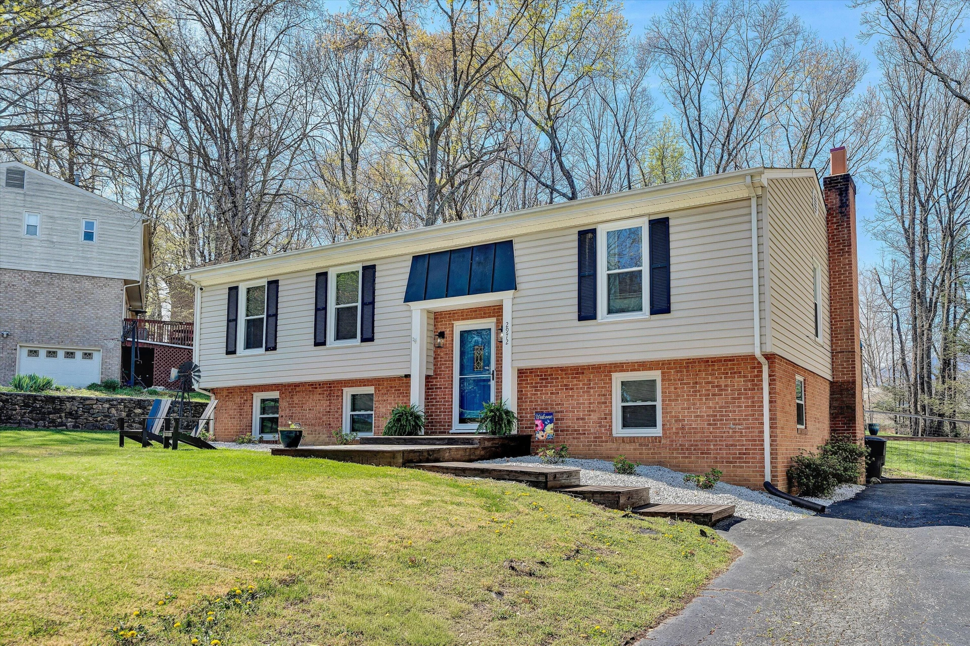 2972 Tree Swallow RD - Photo 36
