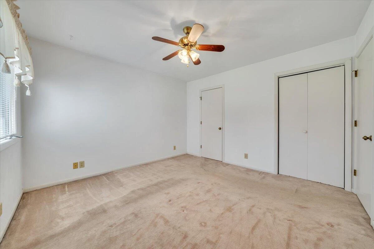 301 Windward DR SW - Photo 20
