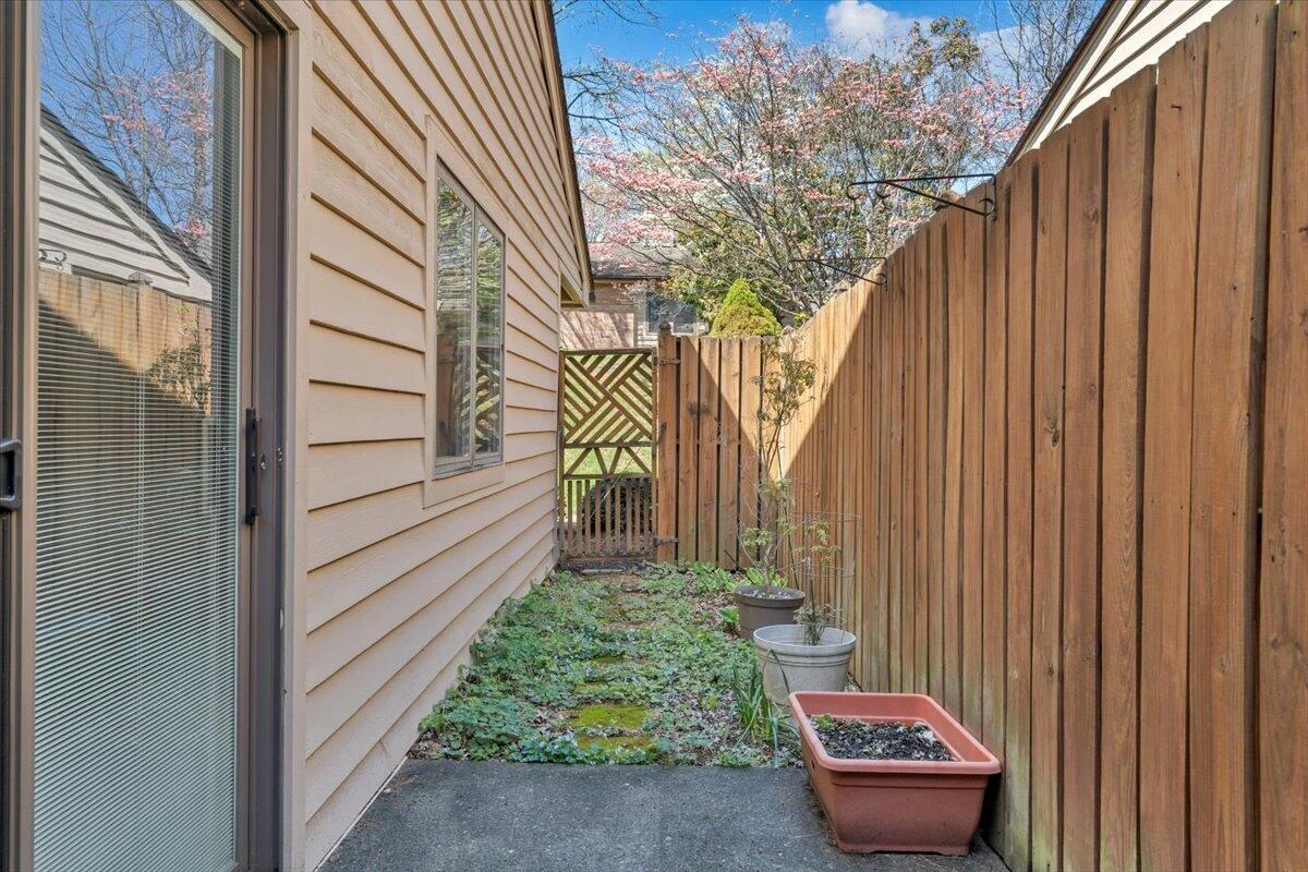 301 Windward DR SW - Photo 26