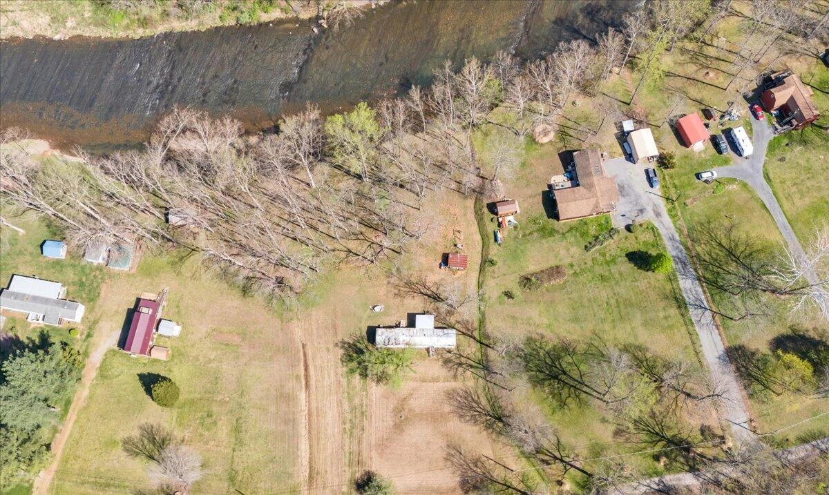 706 Dunbrack CIR - Photo 3